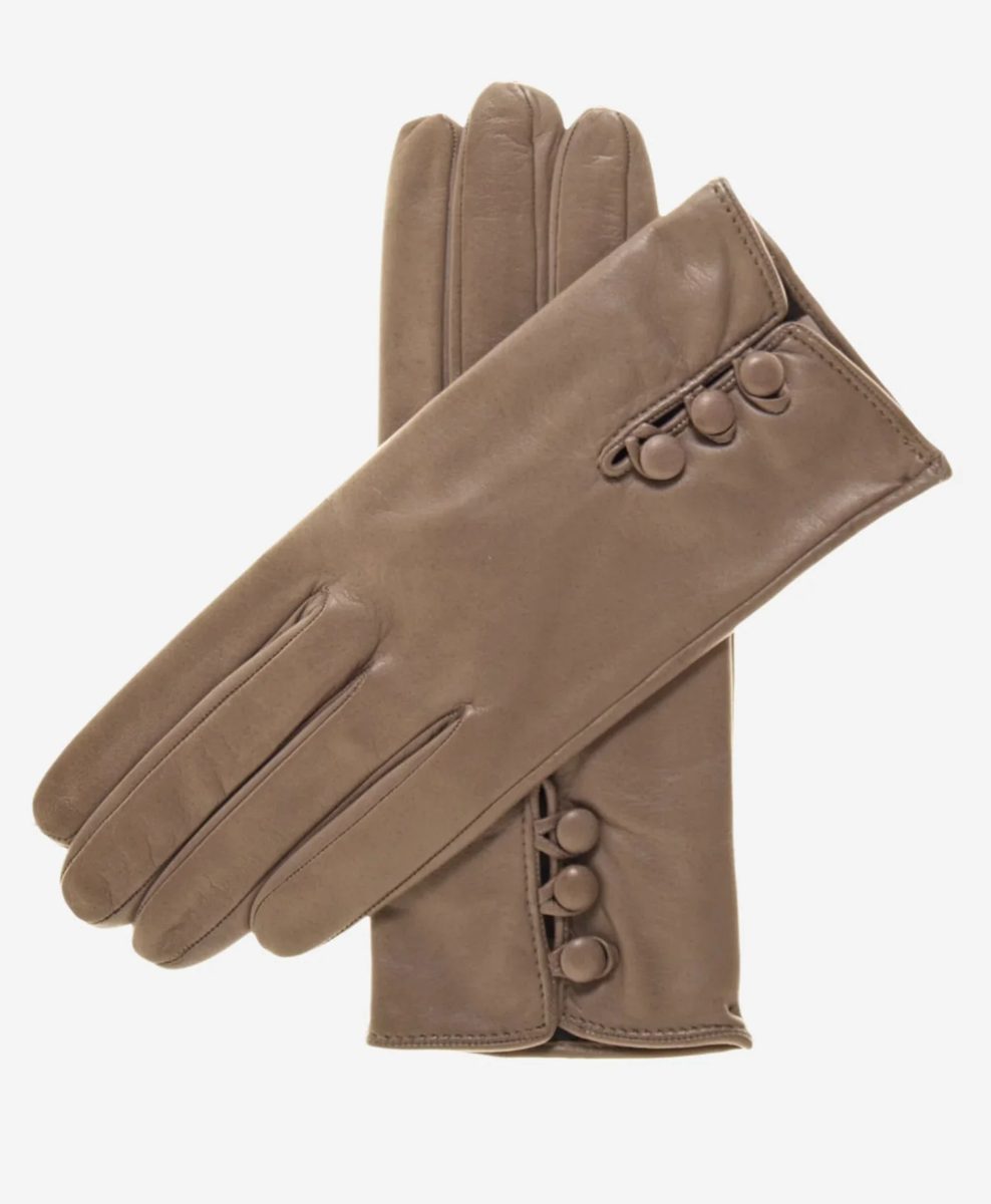 Back 3-Button Gloves - Image 5